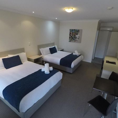 Lincoln Cottage Motor Inn Wagga Wagga Exterior photo
