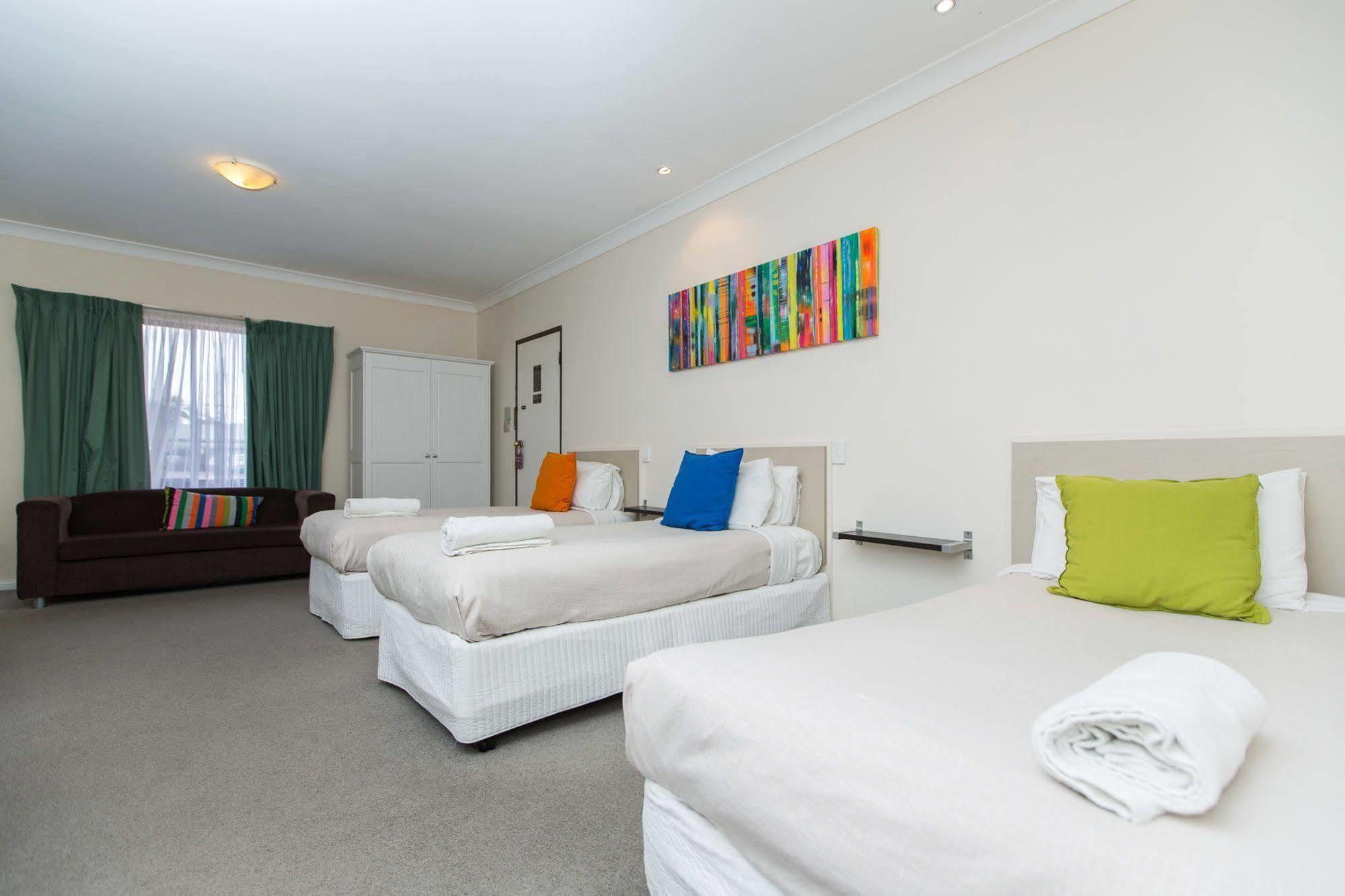 Lincoln Cottage Motor Inn Wagga Wagga Exterior photo